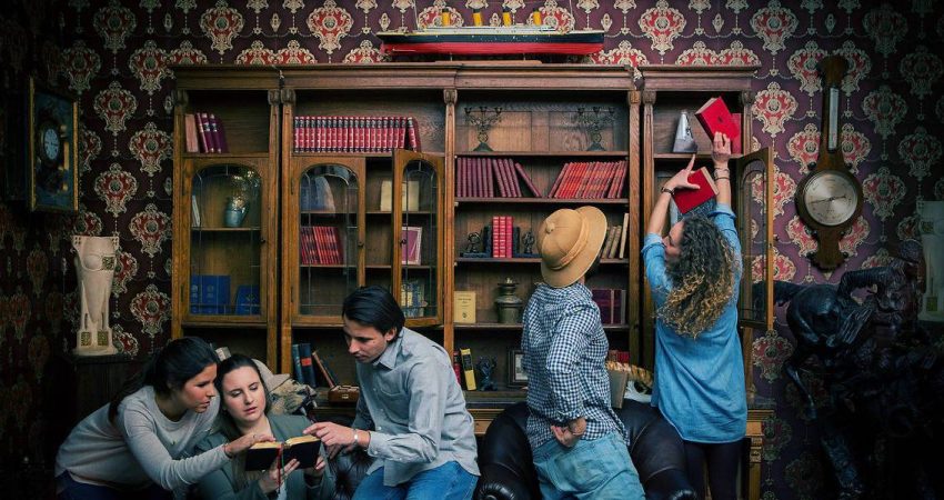 Seven steps in the escape room